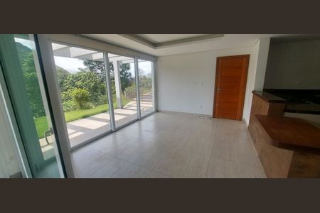 Sala de casa de condomínio à venda com 4 quartos, 323m² em Vereda das Gerais, Nova Lima