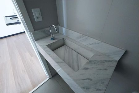Banheiro de kitnet/studio à venda com 1 quarto, 25m² em Vila Mariana, São Paulo