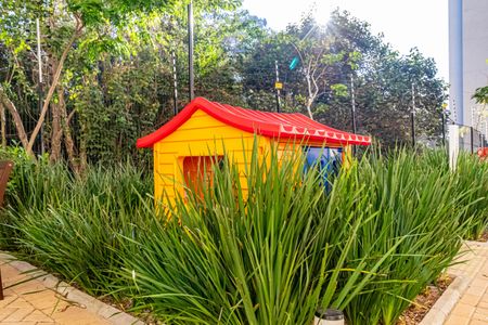 Apartamento à venda com 32m², 2 quartos e sem vagaÁrea comum - Playground