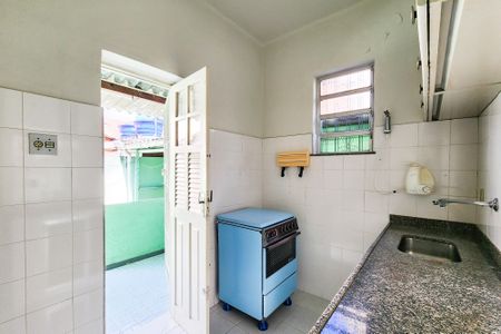Casa de condomínio à venda com 60m², 2 quartos e 2 vagas Casa de condomínio à venda com 60m², 2 quartos e 2 vagasCozinha