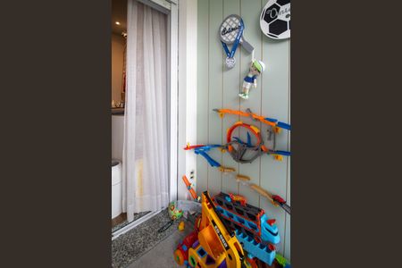 Apartamento à venda com 148m², 3 quartos e 3 vagas Apartamento à venda com 148m², 3 quartos e 3 vagasVaranda Suíte 2