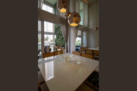 Apartamento à venda com 148m², 3 quartos e 3 vagas Apartamento à venda com 148m², 3 quartos e 3 vagasSala