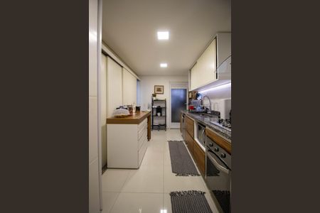 Apartamento à venda com 148m², 3 quartos e 3 vagas Apartamento à venda com 148m², 3 quartos e 3 vagasCozinha