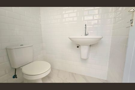 Casa de condomínio à venda com 177m², 3 quartos e 2 vagas