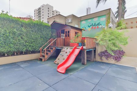 Apartamento à venda com 61m², 3 quartos e 1 vaga Apartamento à venda com 61m², 3 quartos e 1 vagaÁrea comum - Playground