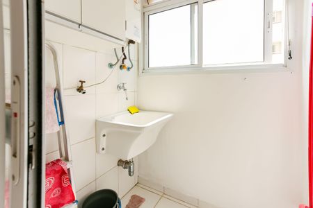Apartamento à venda com 61m², 3 quartos e 1 vaga Apartamento à venda com 61m², 3 quartos e 1 vagaCozinha e Área de Serviço