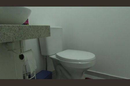 Apartamento à venda com 68m², 2 quartos e 1 vagaBanheiro da Suíte 2