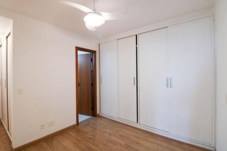 Apartamento para alugar com 165m², 3 quartos e 3 vagas