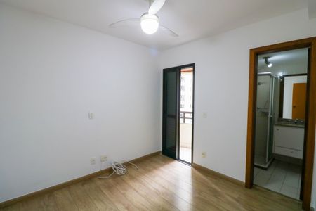 Apartamento para alugar com 165m², 3 quartos e 3 vagas