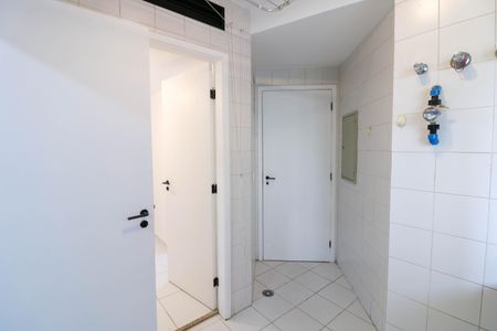 Apartamento para alugar com 165m², 3 quartos e 3 vagas