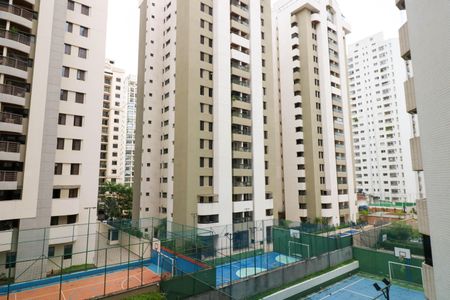 Apartamento para alugar com 165m², 3 quartos e 3 vagas