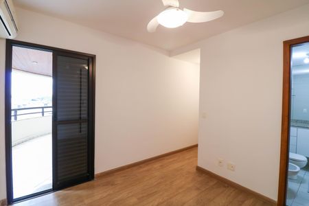 Apartamento para alugar com 165m², 3 quartos e 3 vagas
