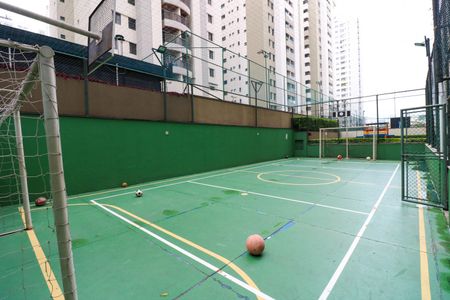 Apartamento para alugar com 165m², 3 quartos e 3 vagas