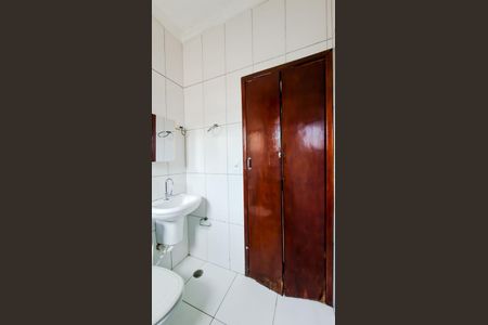 Casa para alugar com 80m², 2 quartos e 1 vagaBanheiro