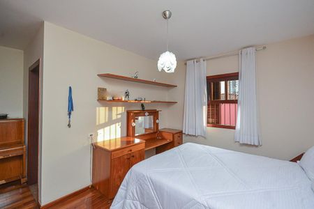 Casa para alugar com 4 quartos, 176m² em Jardim Campo Grande, São Paulo