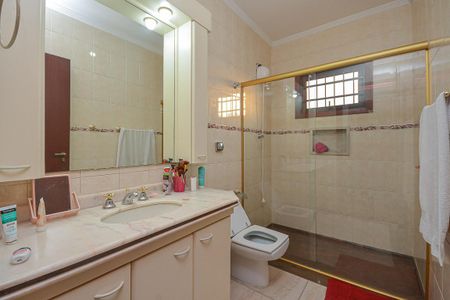 Casa para alugar com 176m², 4 quartos e 4 vagas