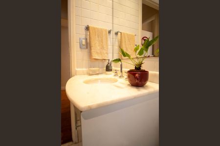 Apartamento à venda com 173m², 3 quartos e 3 vagasBanheiro