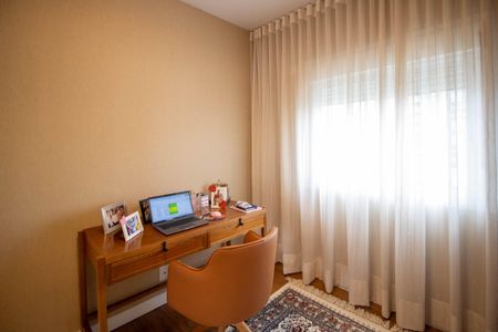 Apartamento à venda com 173m², 3 quartos e 3 vagasSuíte 2