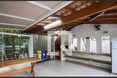 Apartamento à venda com 173m², 3 quartos e 3 vagasChurrasqueira