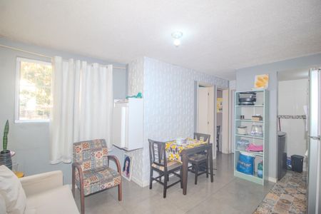 Apartamento à venda com 44m², 2 quartos e 1 vaga Apartamento à venda com 44m², 2 quartos e 1 vagaSala