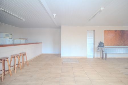 Apartamento à venda com 44m², 2 quartos e 1 vaga Apartamento à venda com 44m², 2 quartos e 1 vagaÁrea comum - Salão de festas