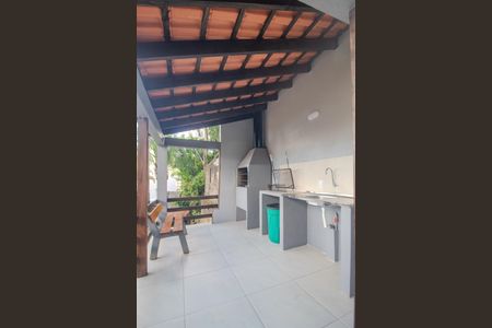 Apartamento à venda com 44m², 2 quartos e 1 vaga Apartamento à venda com 44m², 2 quartos e 1 vagaÁrea comum - Churrasqueira