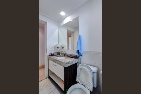 Apartamento à venda com 127m², 2 quartos e sem vaga Apartamento à venda com 127m², 2 quartos e sem vagaBanheiro