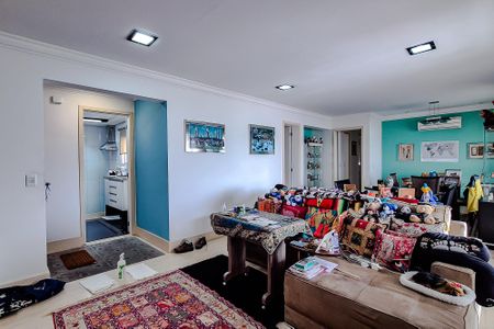 Apartamento à venda com 127m², 2 quartos e sem vaga Apartamento à venda com 127m², 2 quartos e sem vagaSala