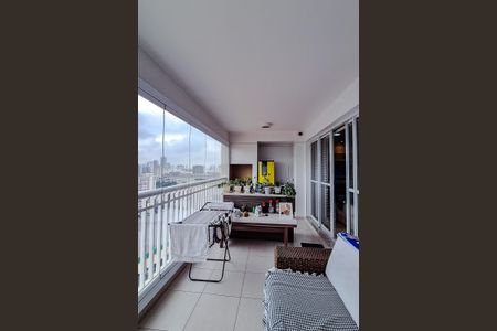 Apartamento à venda com 127m², 2 quartos e sem vaga Apartamento à venda com 127m², 2 quartos e sem vagaVaranda da Sala