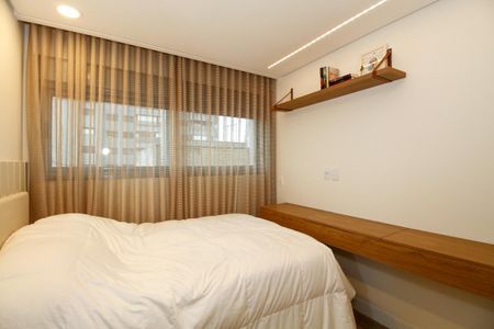 Apartamento à venda com 96m², 2 quartos e 1 vaga Apartamento à venda com 96m², 2 quartos e 1 vagaQuarto