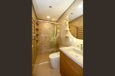 Apartamento à venda com 96m², 2 quartos e 1 vaga Apartamento à venda com 96m², 2 quartos e 1 vagaBanheiro Social