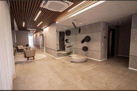 Apartamento à venda com 96m², 2 quartos e 1 vaga Apartamento à venda com 96m², 2 quartos e 1 vagaHall Social