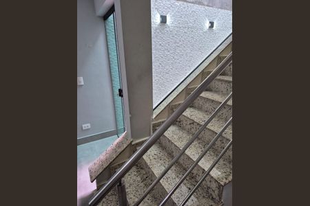 Casa à venda com 127m², 3 quartos e 2 vagasEscada