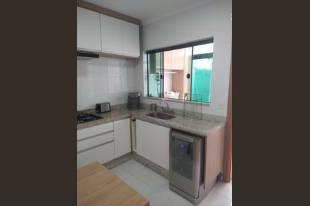 Casa à venda com 127m², 3 quartos e 2 vagasCozinha