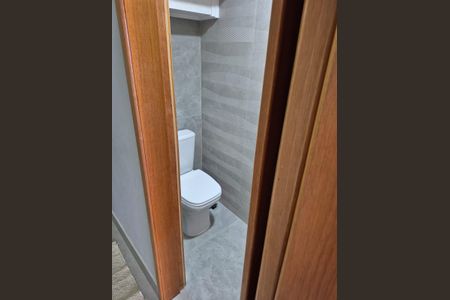 Casa à venda com 127m², 3 quartos e 2 vagasBanheiro