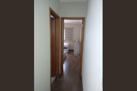 Casa à venda com 127m², 3 quartos e 2 vagasCorredor