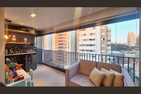 Apartamento à venda com 75m², 2 quartos e 2 vagasVaranda