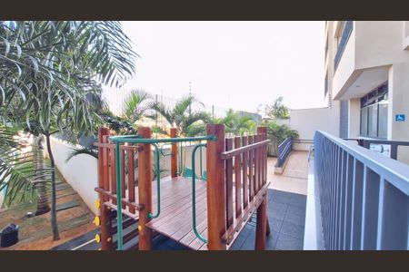 Apartamento à venda com 75m², 2 quartos e 2 vagasÁrea comum - Playground