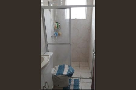 Banheiro de apartamento para alugar com 1 quarto, 38m² em Guilhermina, Praia Grande