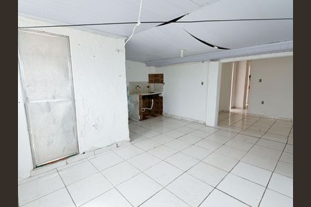 Cozinha e Área de Serviço de casa para alugar com 2 quartos, 80m² em Palmeiras, Belo Horizonte