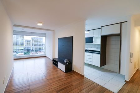Sala de apartamento para alugar com 2 quartos, 67m² em Brooklin, São Paulo