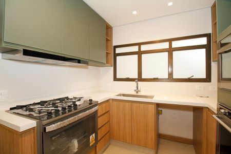 Apartamento para alugar com 215m², 4 quartos e 3 vagas Apartamento para alugar com 215m², 4 quartos e 3 vagasCozinha