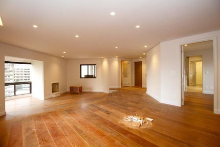 Apartamento para alugar com 215m², 4 quartos e 3 vagas Apartamento para alugar com 215m², 4 quartos e 3 vagasSala de Estar e Jantar