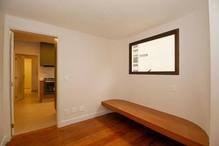 Apartamento para alugar com 215m², 4 quartos e 3 vagas Apartamento para alugar com 215m², 4 quartos e 3 vagasCopa