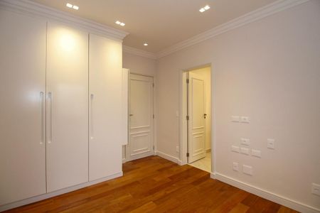 Apartamento para alugar com 215m², 4 quartos e 3 vagas Apartamento para alugar com 215m², 4 quartos e 3 vagasSuíte 1