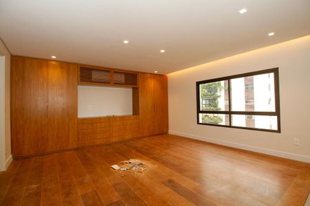 Apartamento para alugar com 215m², 4 quartos e 3 vagas Apartamento para alugar com 215m², 4 quartos e 3 vagasSala de Estar e Jantar