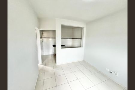 Casa de condomínio para alugar com 40m², 1 quarto e sem vaga Casa de condomínio para alugar com 40m², 1 quarto e sem vagaSala/Cozinha
