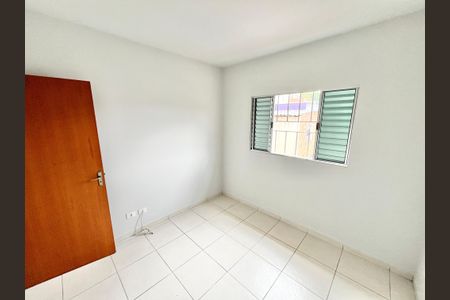 Casa de condomínio para alugar com 40m², 1 quarto e sem vaga Casa de condomínio para alugar com 40m², 1 quarto e sem vagaQuarto