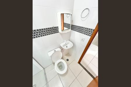 Casa de condomínio para alugar com 40m², 1 quarto e sem vaga Casa de condomínio para alugar com 40m², 1 quarto e sem vagaBanheiro