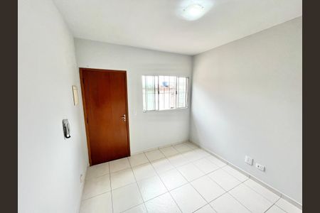 Casa de condomínio para alugar com 40m², 1 quarto e sem vaga Casa de condomínio para alugar com 40m², 1 quarto e sem vagaSala/Cozinha